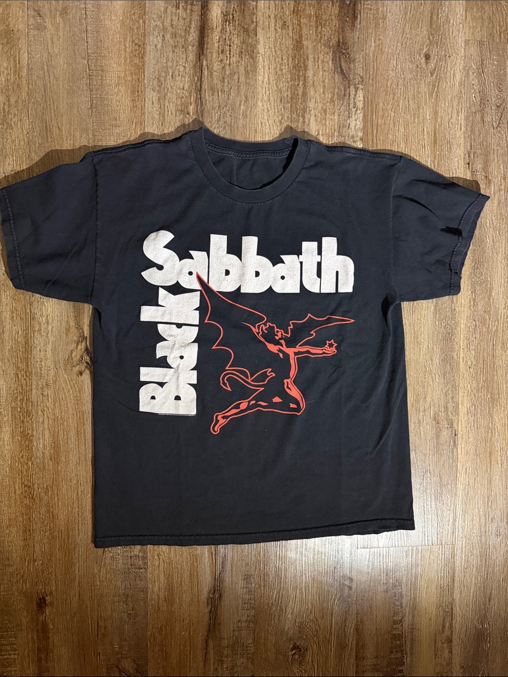 Black Sabbath Graphic Black Tee -cut tag